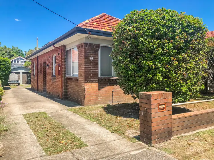 93 Kemp Street, Hamilton South NSW 2303