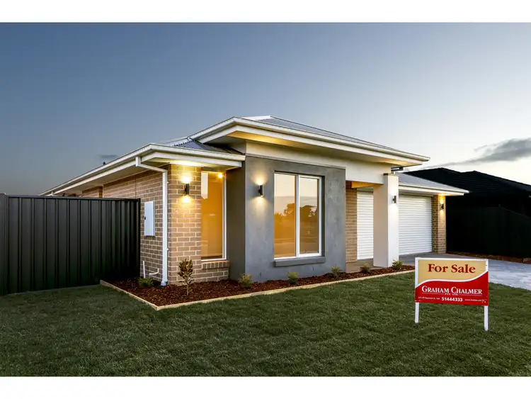 41 Surkitt Boulevard, Sale VIC 3850