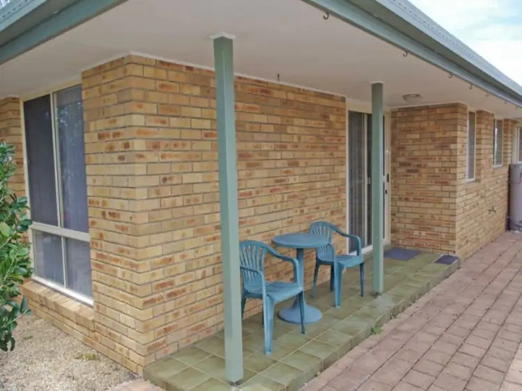 4/13 Connell Street, Old Bar NSW 2430
