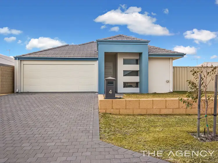 4 Cooralya Avenue, Golden Bay WA 6174