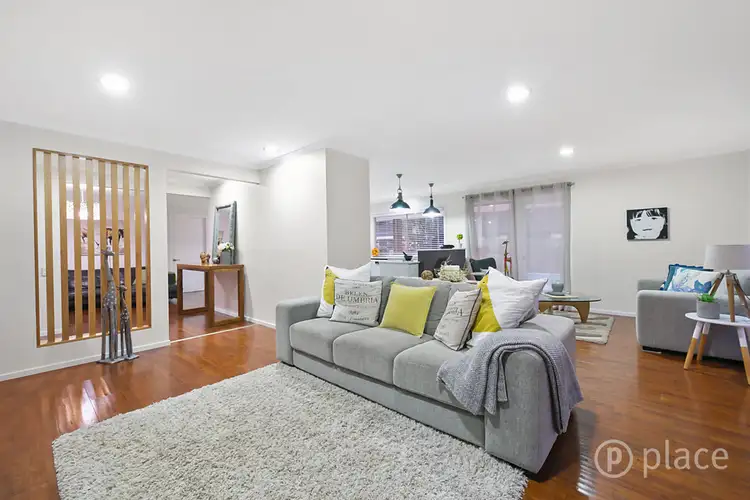 Fifth view of Homely house listing, 2 Widgee Place, Chapel Hill QLD 4069