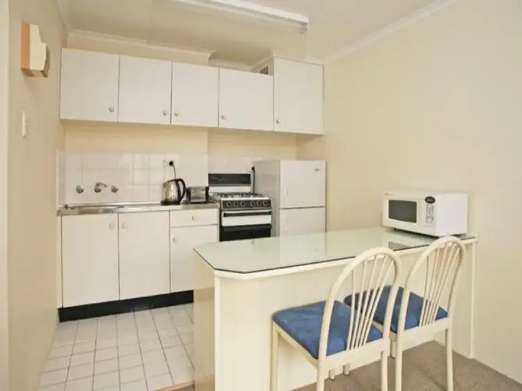 2A Henry Lawson Avenue
