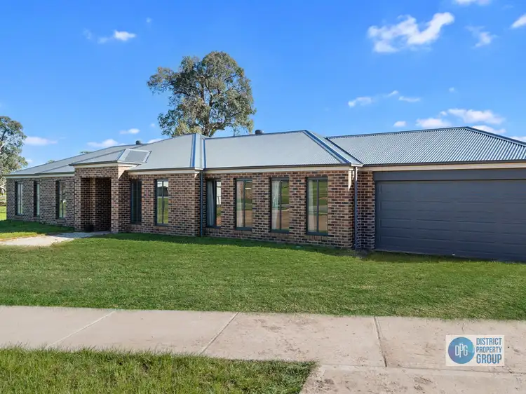 7 Maple Tree Boulevard, Mansfield VIC 3722
