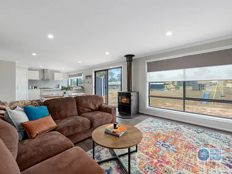 Second view of Homely house listing, 7 Maple Tree Boulevard, Mansfield VIC 3722