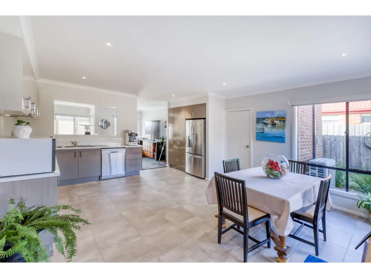 Main view of Homely townhouse listing, 2/28 Shakespeare Court, Drouin VIC 3818