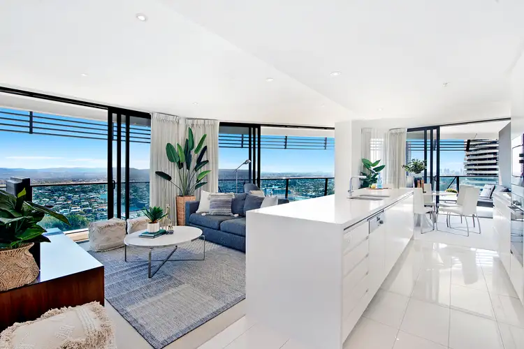 22602/21 Elizabeth Avenue, Broadbeach QLD 4218