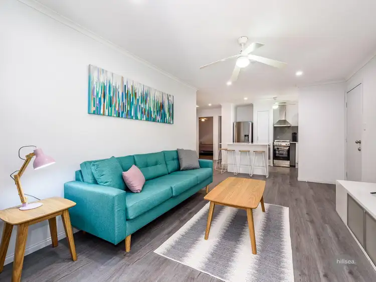 1/2 Morinda Way, Labrador QLD 4215