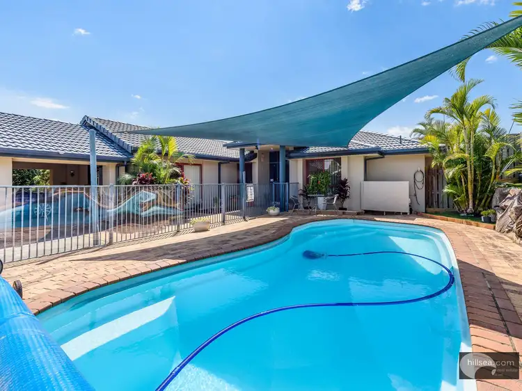 8 Daintree Drive, Parkwood QLD 4214