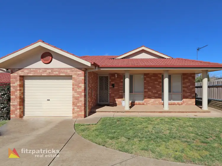 2/22 Lachlan Place, Tatton NSW 2650