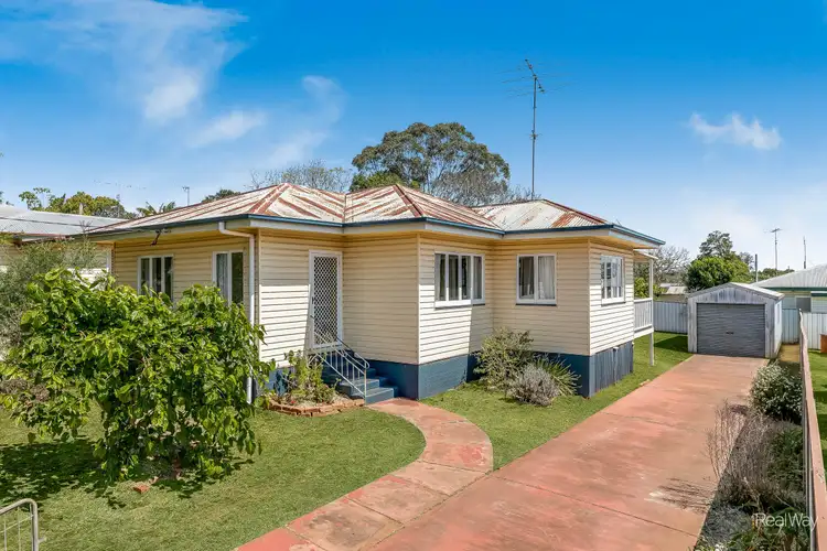 63 Gordon Avenue, Newtown QLD 4350