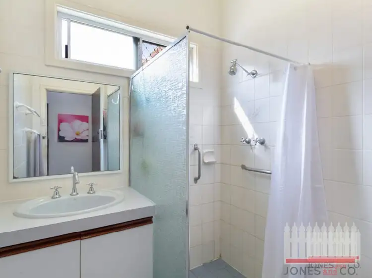 55 West Road, Bassendean WA 6054