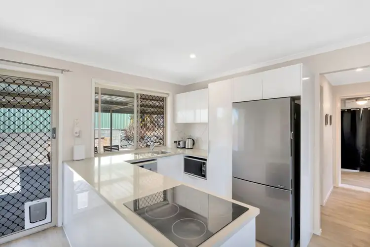 Second view of Homely house listing, 10 Sue Court, Highland Park QLD 4211