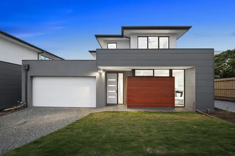 2/3 Bayview Road, Mornington VIC 3931