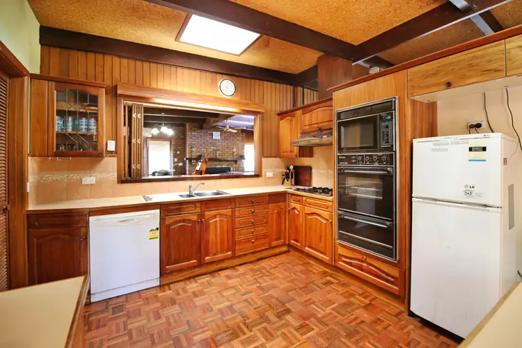 Sixth view of Homely house listing, 10 Latimer Street, Benalla VIC 3672