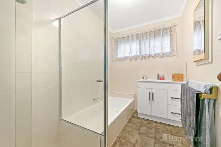 Sixth view of Homely unit listing, 2/27-29 High Street, Bunyip VIC 3815