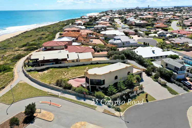 25 Calypso Road, Halls Head WA 6210