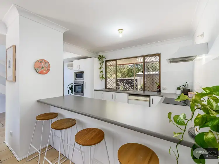 1/202 Central Street, Labrador QLD 4215