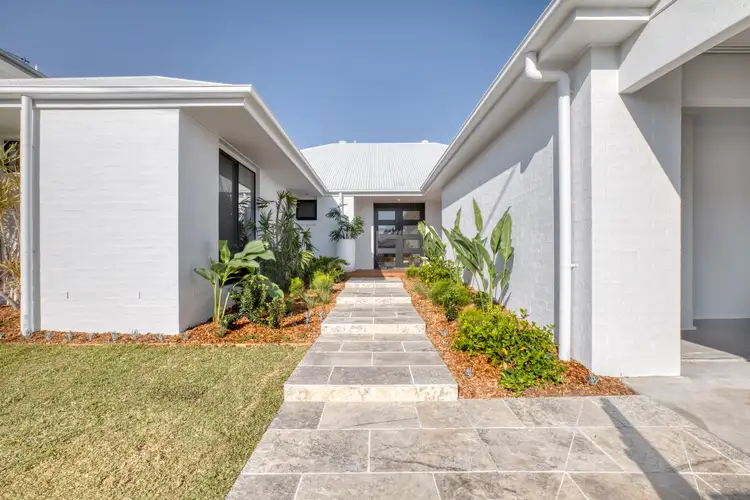 Fifth view of Homely house listing, 10 Crest View Key, Broadbeach Waters QLD 4218