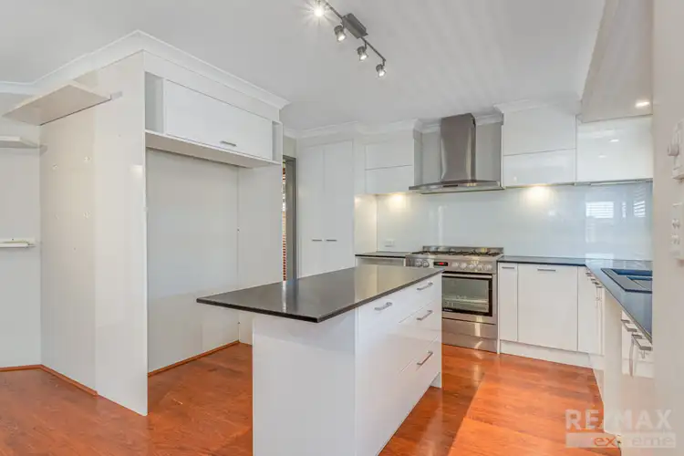 Sixth view of Homely house listing, 2 Straitsman Way, Currambine WA 6028