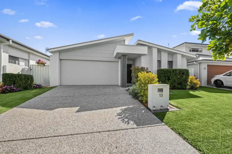 13 Paroo Lane, Pelican Waters QLD 4551