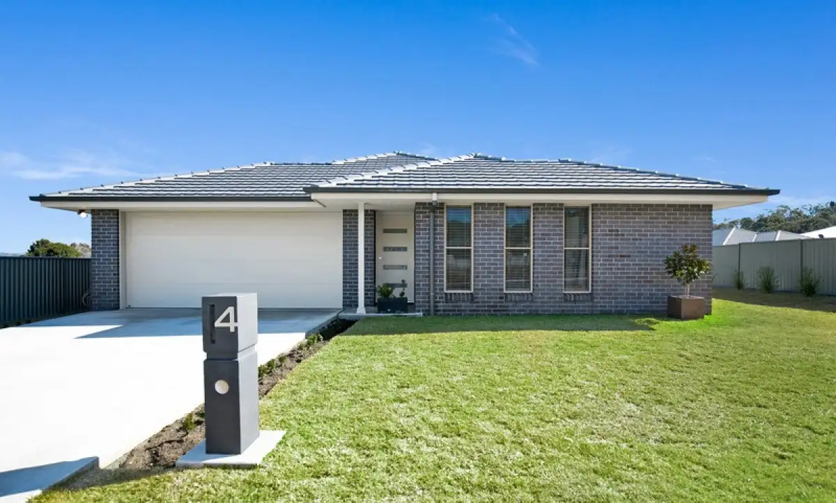 Main view of Homely house listing, 4 Ailsa Crescent, Armidale NSW 2350