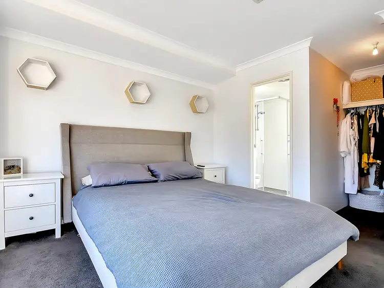 Sixth view of Homely house listing, 4 Kensington Way, Pearsall WA 6065