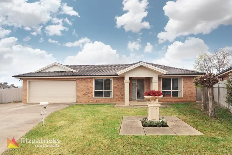5 Manya Place, Glenfield Park NSW 2650