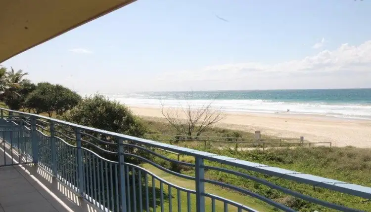 4/2 Sea Street, Tugun QLD 4224