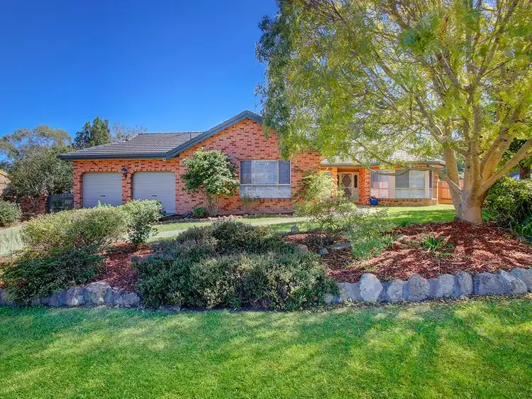 32 Simon Place, Moss Vale NSW 2577