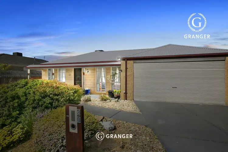 30 Seaview Avenue, Safety Beach VIC 3936