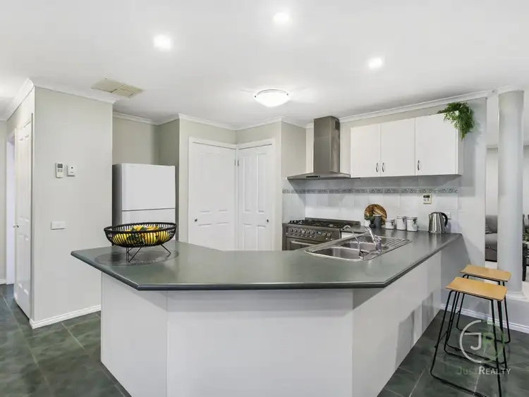 Second view of Homely house listing, 5 Miralie Way, Cranbourne West VIC 3977