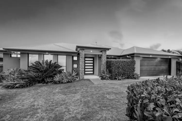 528 Hume Street, Middle Ridge QLD 4350