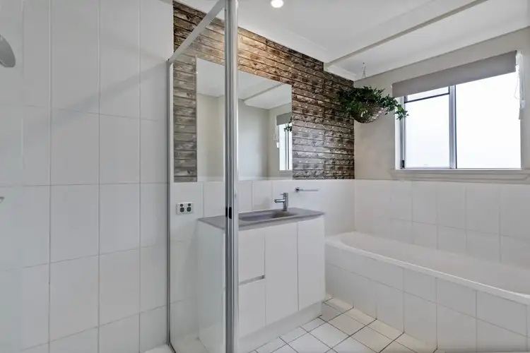 Fourth view of Homely unit listing, 2/7 Carrothool Place, Mooloolaba QLD 4557