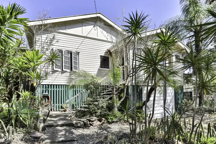 14 Carmel Street, Bardon QLD 4065
