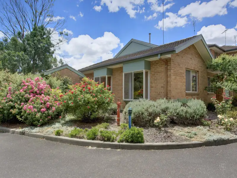 Main view of Homely villa listing, 2/10 Mack Street, Moss Vale NSW 2577