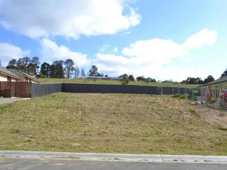 51 Napper Close, Moss Vale NSW 2577