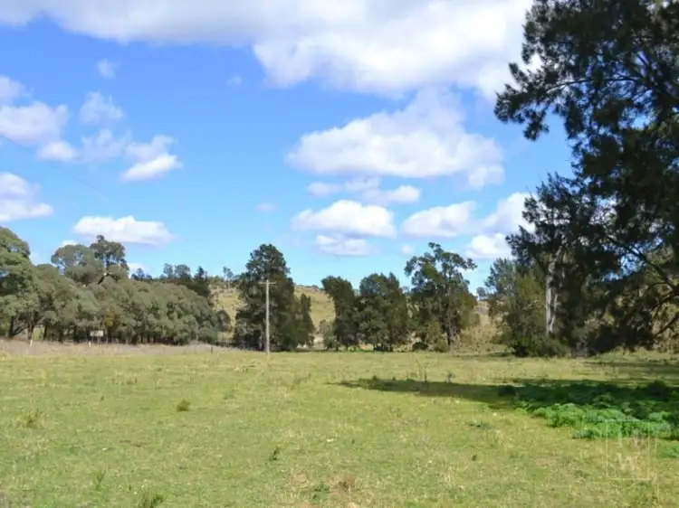 Wombeyan Caves Road, Bullio NSW 2575