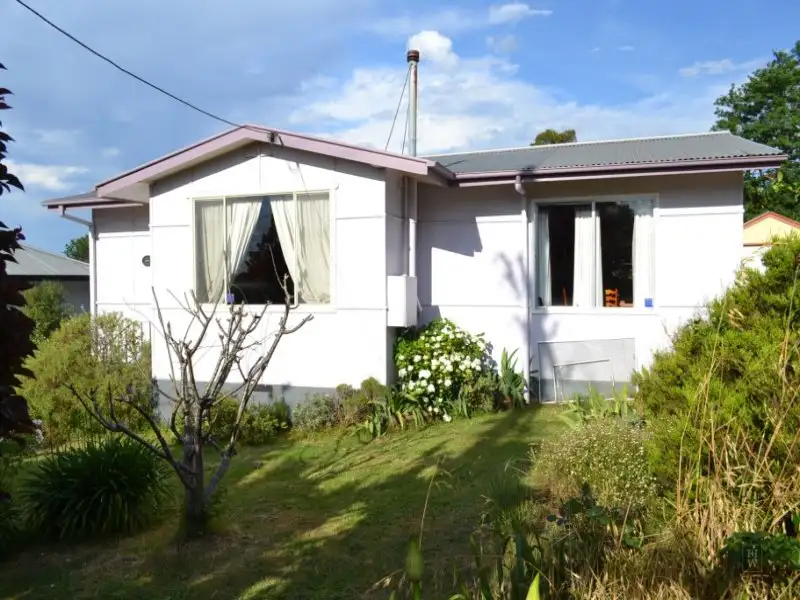 Main view of Homely house listing, 8 Yarrawa Road, Moss Vale NSW 2577