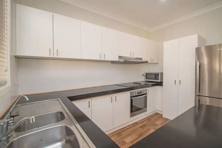 69 Killarney Street, Lamington WA 6430