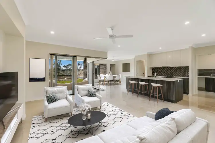 34 Peters Road, Meringandan West QLD 4352