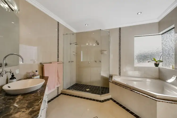 Sixth view of Homely house listing, 8 Caithness Court, Middle Ridge QLD 4350