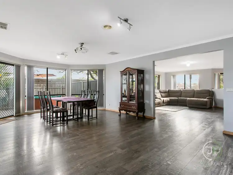 16 Arnica Close, Hampton Park VIC 3976