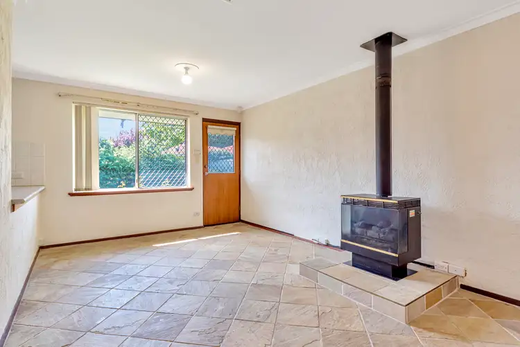 Sixth view of Homely house listing, 2 Coombs Place, Mandurah WA 6210