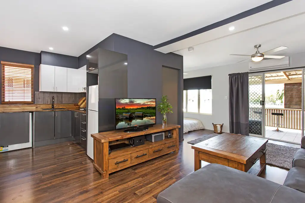 Main view of Homely unit listing, 9/30 Villa Street, Annerley QLD 4103