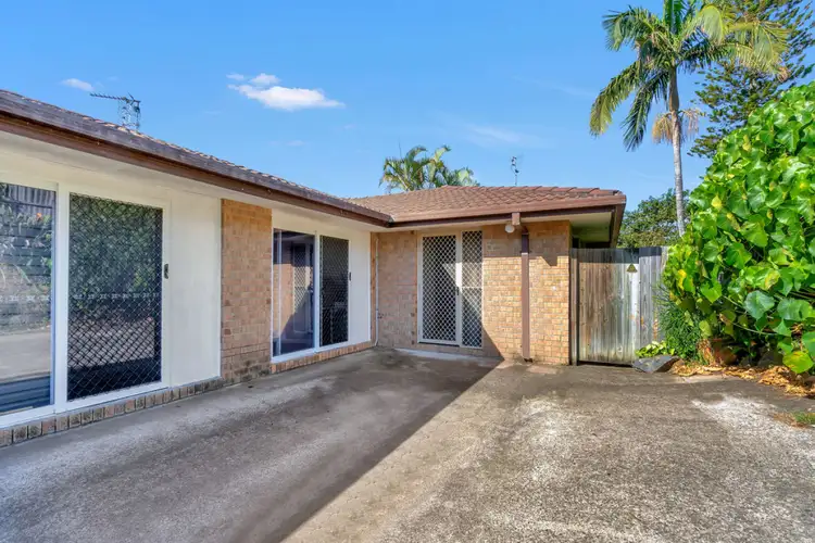 Third view of Homely semi-detached listing, 2/10 Gumbeel Court, Highland Park QLD 4211
