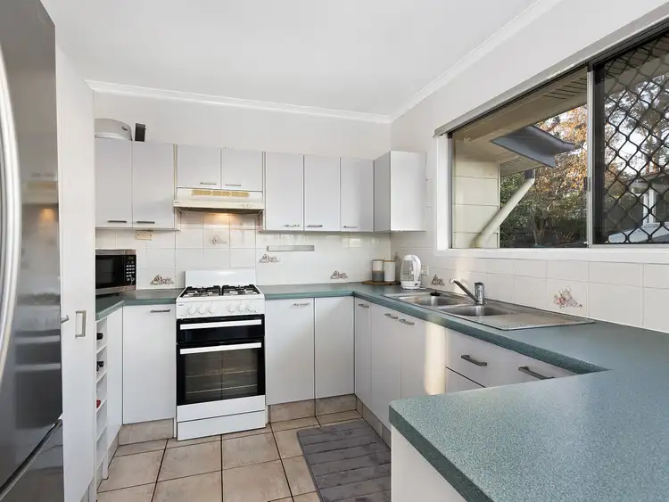 Fifth view of Homely house listing, 4 Vauxhall Street, North Tivoli QLD 4305