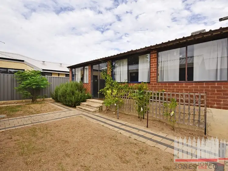 26 Mary Crescent, Eden Hill WA 6054