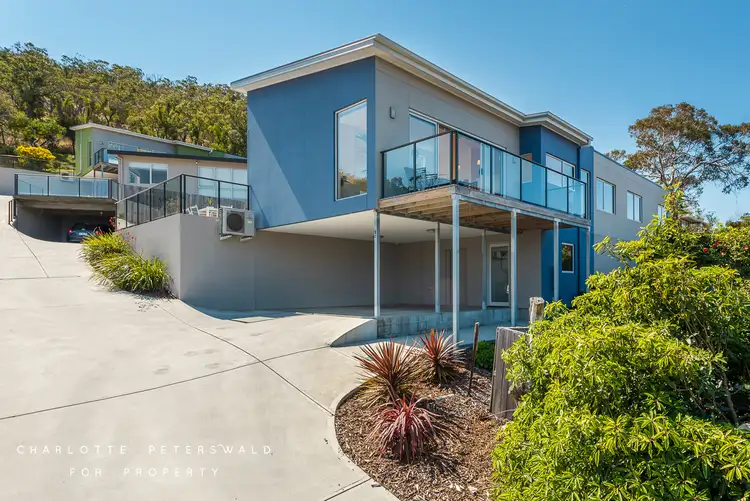 Second view of Homely townhouse listing, 1/178 Derwent Avenue, Lindisfarne TAS 7015