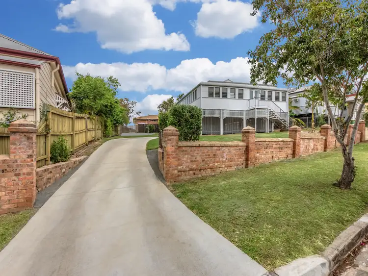 8 Elizabeth Street, Woodend QLD 4305