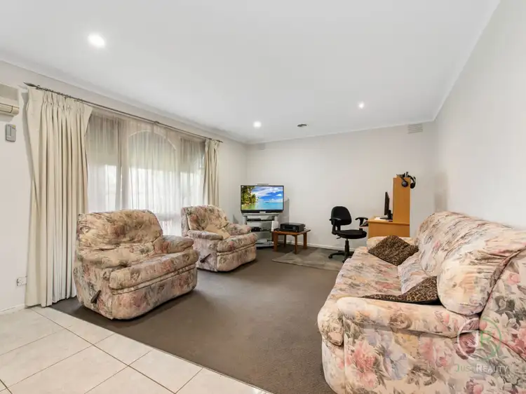 Second view of Homely unit listing, 8 Elaine Court, Cranbourne VIC 3977